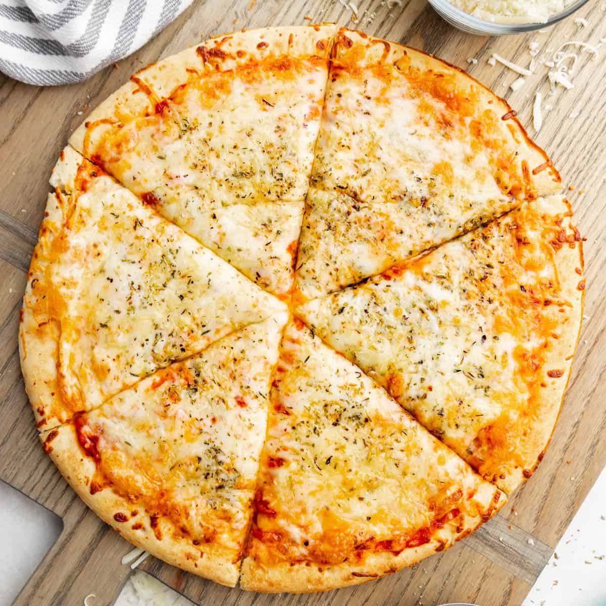 Easy-Cheese-Pizza_Square-1